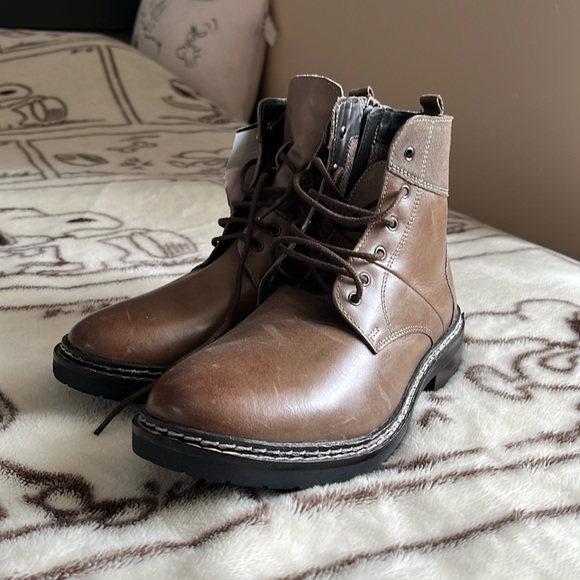 Genuine Leather STEVE MADDEN BOOTS - Picture 1 of 5